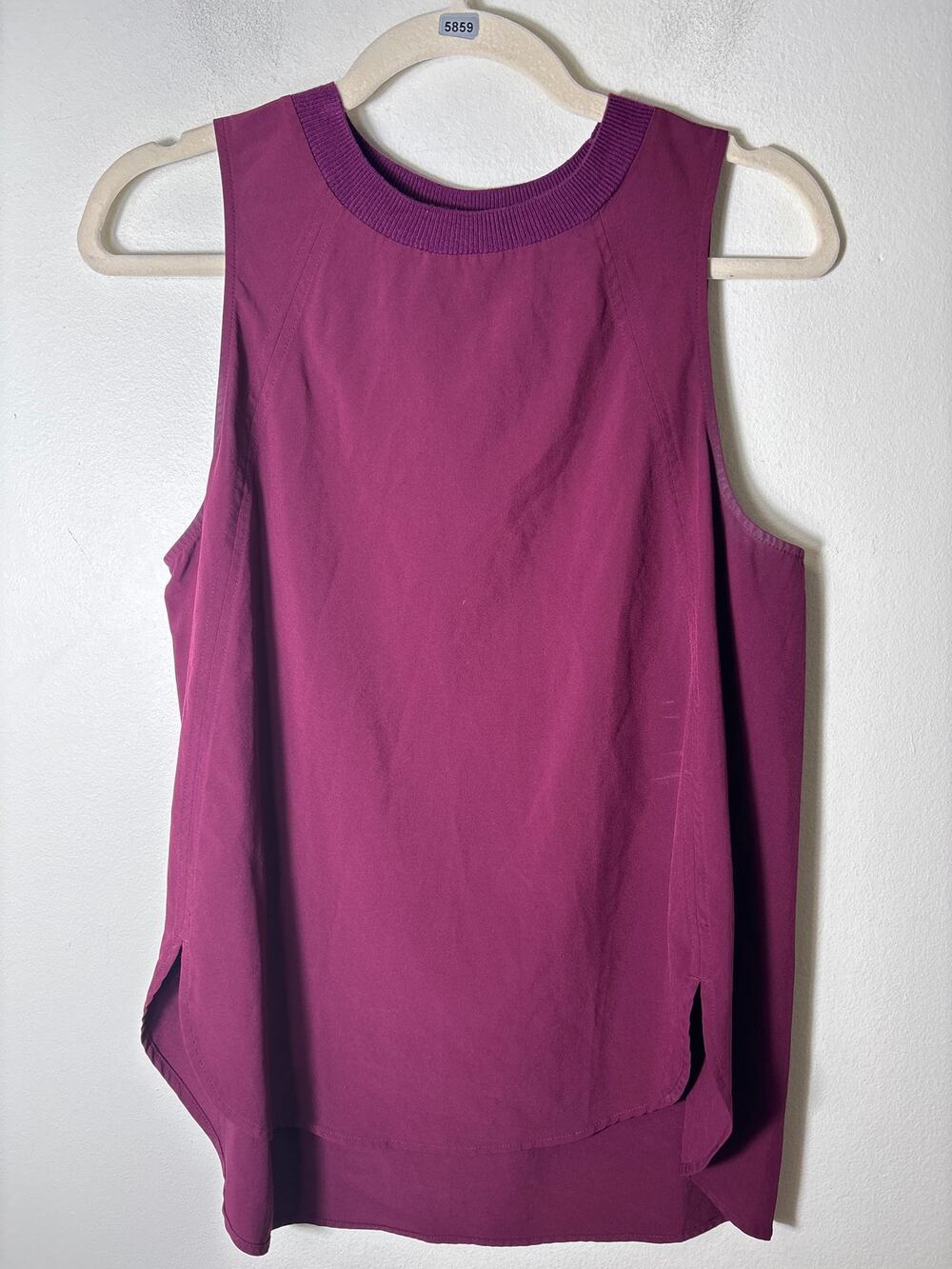 Athleta Deep Fushia Light Weight Sleeveless Top Sz S